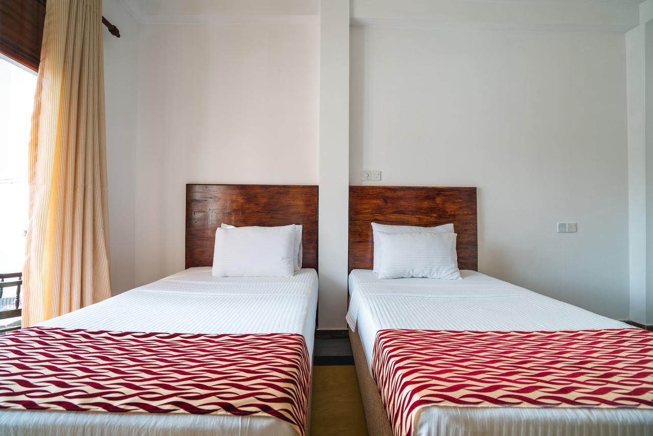 Ocean Bay Surf Resort Weligama Εξωτερικό φωτογραφία