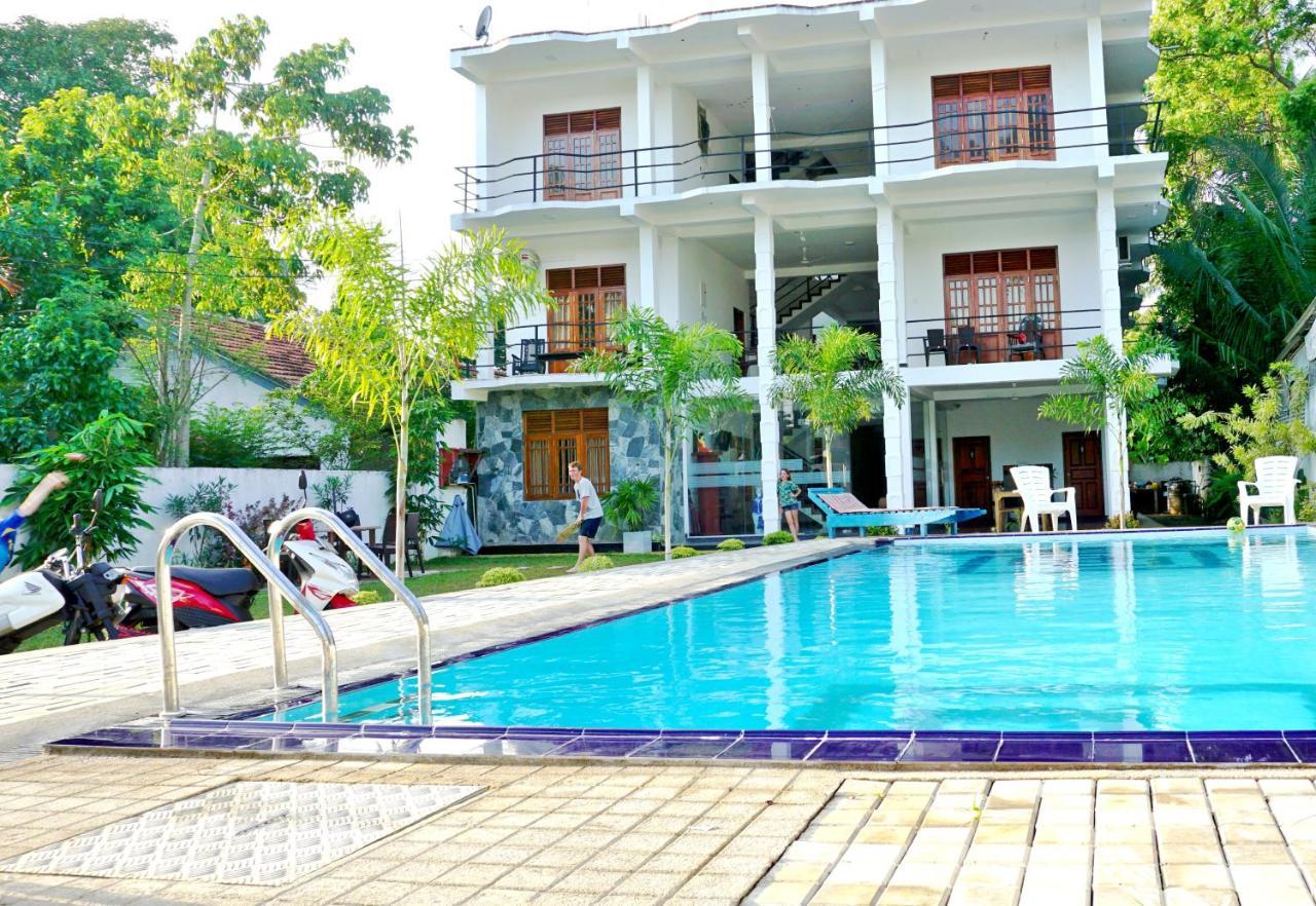 Ocean Bay Surf Resort Weligama Εξωτερικό φωτογραφία