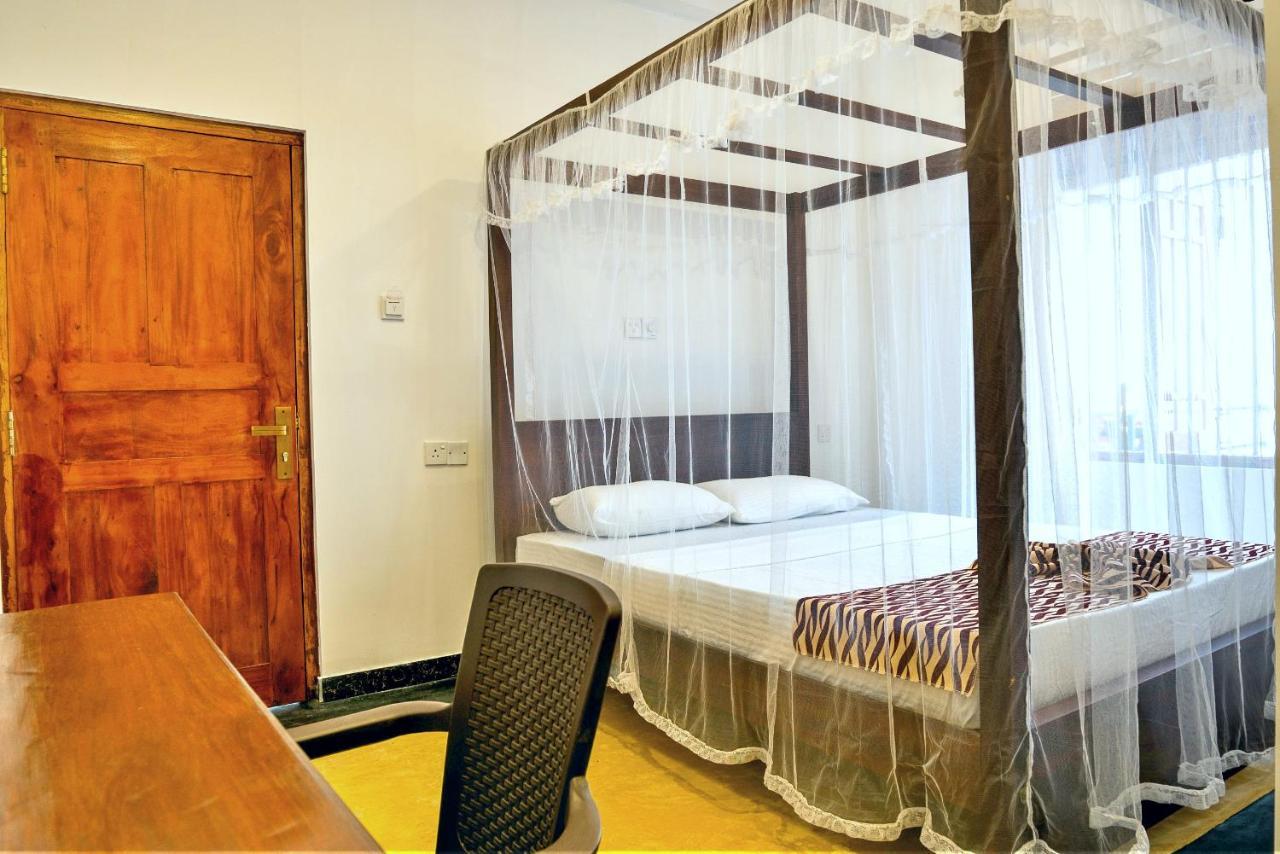 Ocean Bay Surf Resort Weligama Εξωτερικό φωτογραφία